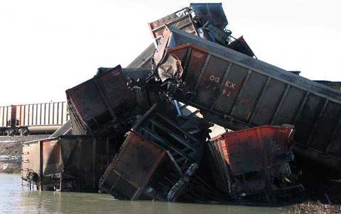 [Imagen: thedford-ne-bnsf-train-derailment.jpg]