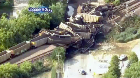 bridge glenview union pacific train illinois collapse il killing rail couple fatal derails collapses coal derailed collapsed july