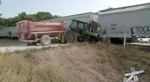 A tractor collided with a southbound train at the 280th St rail crossing near Cambridge, IA on August 20, 2013. 