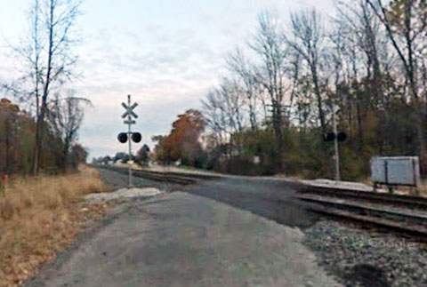 Bradner Rd rail crossing where 3 railroad workers were injured in an accident just south of Bradner, OH on October 28, 2013.